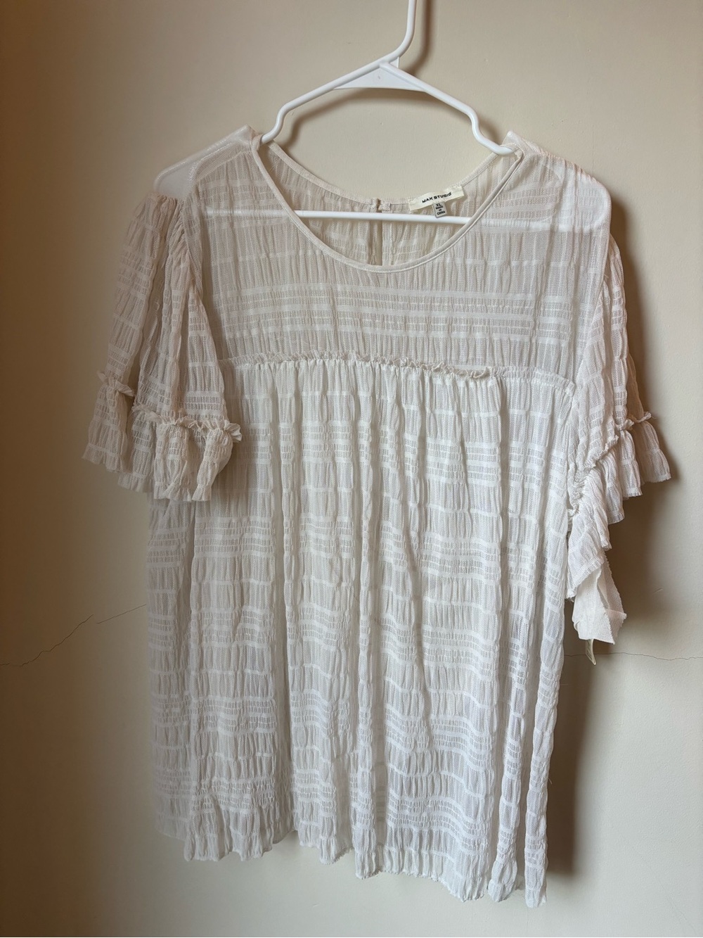 Max Studio sheer Light Cream Textured Sleeve Top